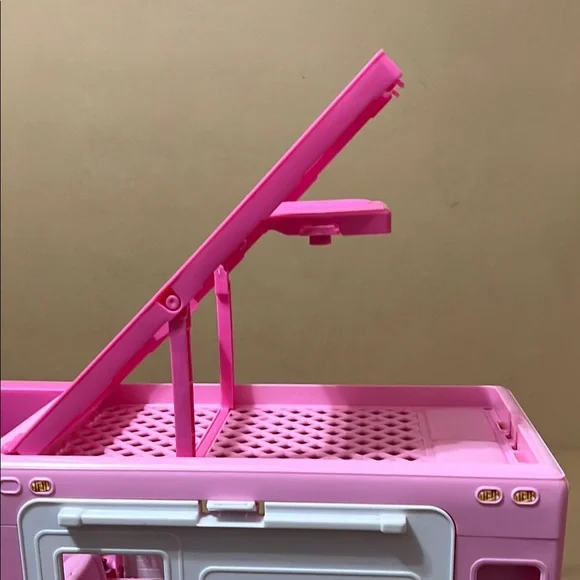 Camper RV - Picture 14 of 16